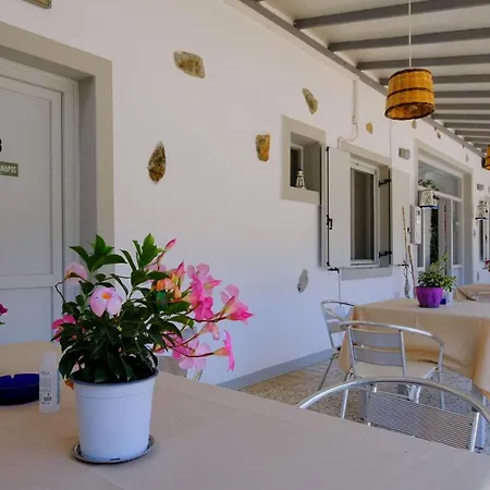 Giasemi No 4 Anafi Hotel